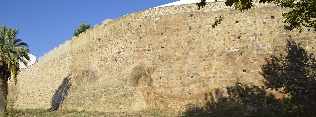 Tramo de Muralla derrumbada, zona Templete de la Música