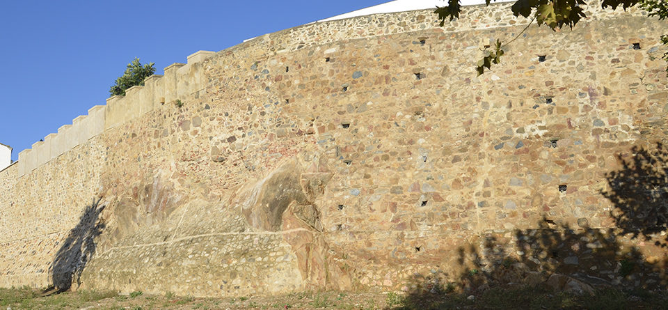 Tramo de Muralla derrumbada, zona Templete de la Música